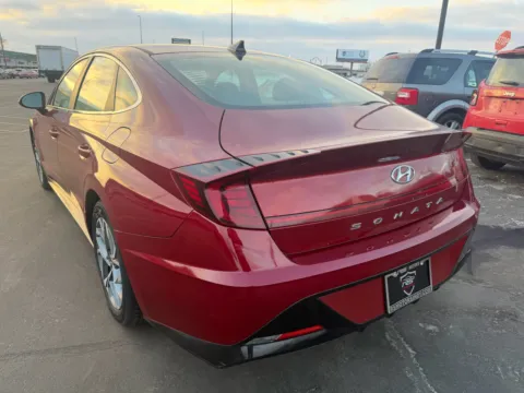 More photos of 2023 Hyundai Sonata SEL at RS Motors, IN