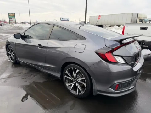 More photos of 2018 Honda Civic Si Coupe 6-Speed MT at RS Motors, IN