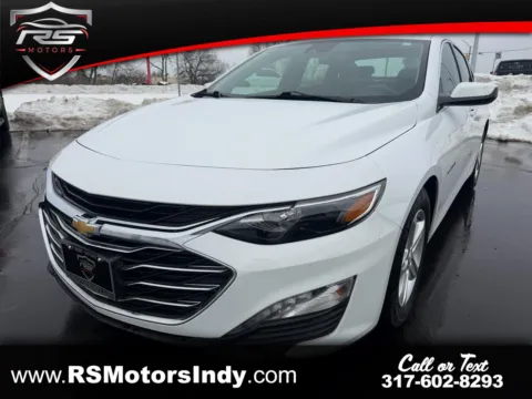 White 2024 Chevrolet Malibu LT for sale in Indianapolis, IN