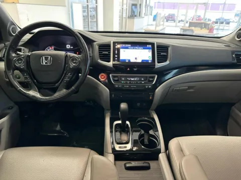 More photos of 2019 Honda Ridgeline RTL-E AWD at RS Motors, IN