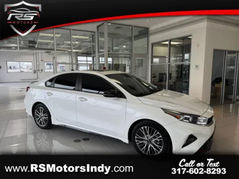 White 2022 Kia Forte GT Line for sale in Indianapolis, IN