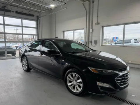 Photos of 2023 Chevrolet Malibu 1LT for sale in Indianapolis, IN at RS Motors