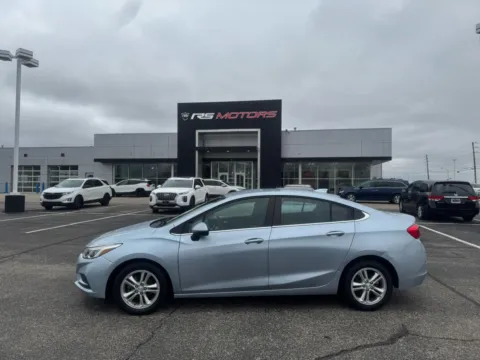 More photos of 2017 Chevrolet Cruze LT Auto at RS Motors, IN