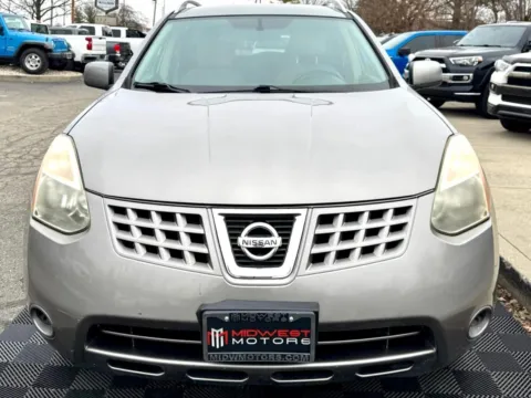 More photos of 2009 Nissan Rogue SL AWD at RS Motors, IN
