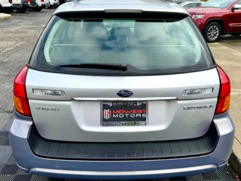 More photos of 2007 Subaru Outback 2.5i Limited Wagon at RS Motors, IN