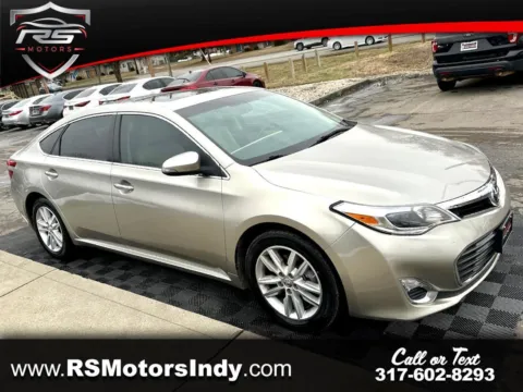 Gold 2014 Toyota Avalon XLE Premium for sale in Indianapolis, IN