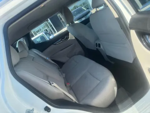 More photos of 2018 Nissan Rogue Sport SV AWD at RS Motors, IN