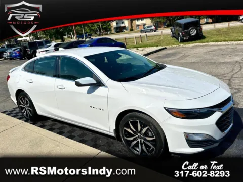 White 2020 Chevrolet Malibu RS for sale in Indianapolis, IN