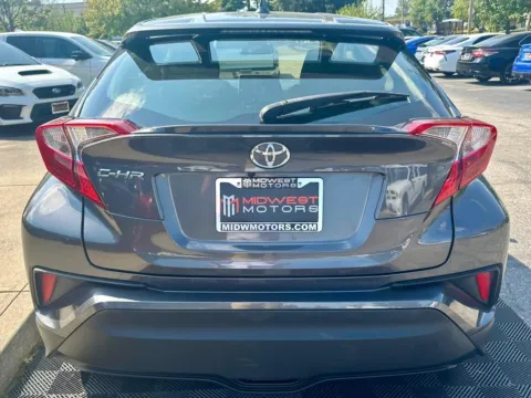 More photos of 2021 Toyota C-HR LE at RS Motors, IN