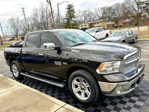 Brown 2017 RAM 1500 SLT Crew Cab SWB 2WD for sale in Indianapolis, IN