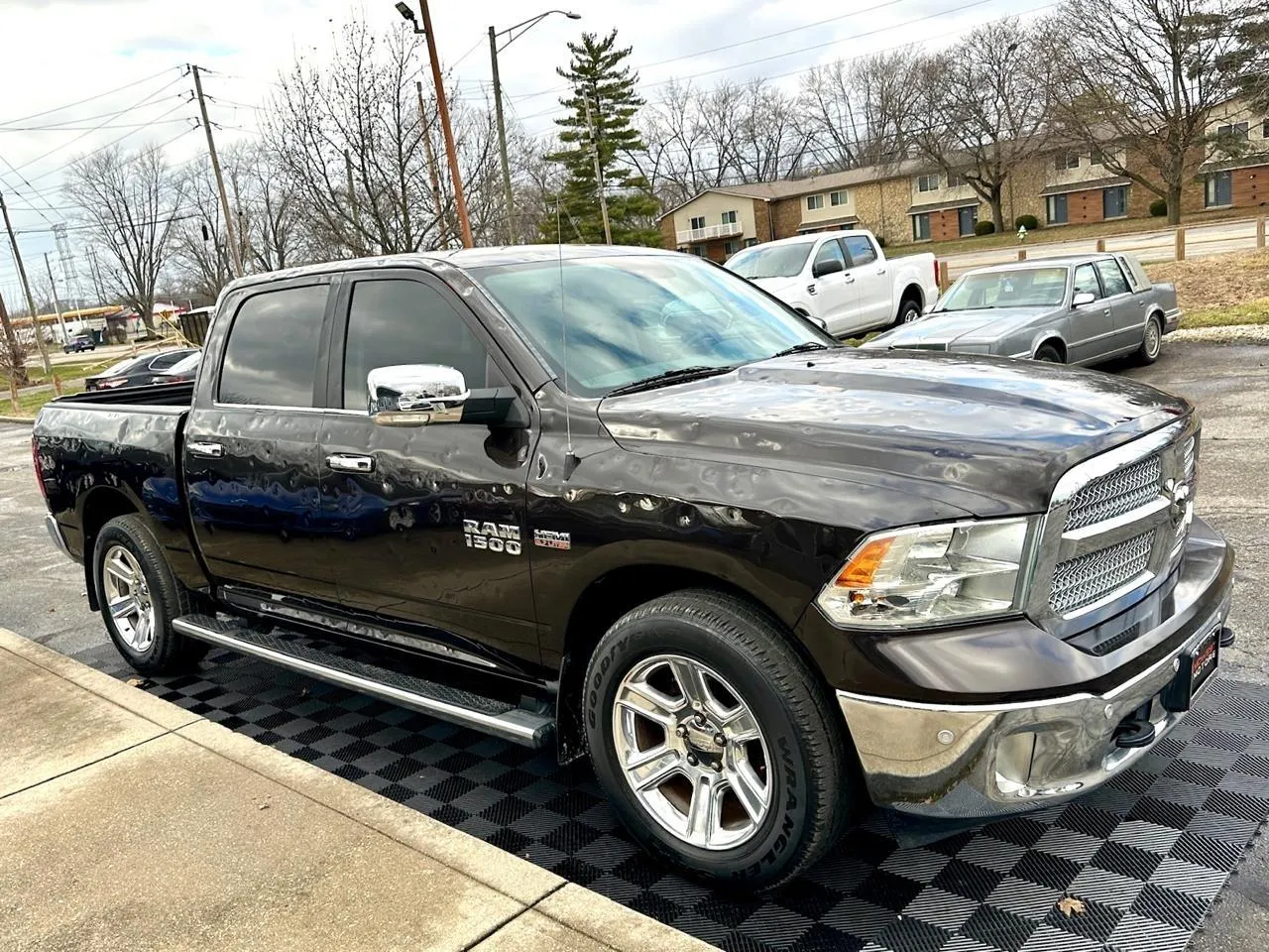 Brown 2017 RAM 1500 SLT Crew Cab SWB 2WD for sale in Indianapolis, IN