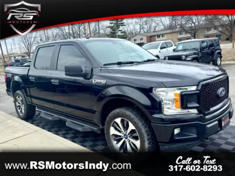 Black 2019 Ford F-150 XL SuperCrew 5.5-ft. Bed 4WD for sale in Indianapolis, IN