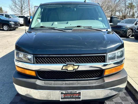 More photos of 2018 Chevrolet Express 2500 Cargo at RS Motors, IN