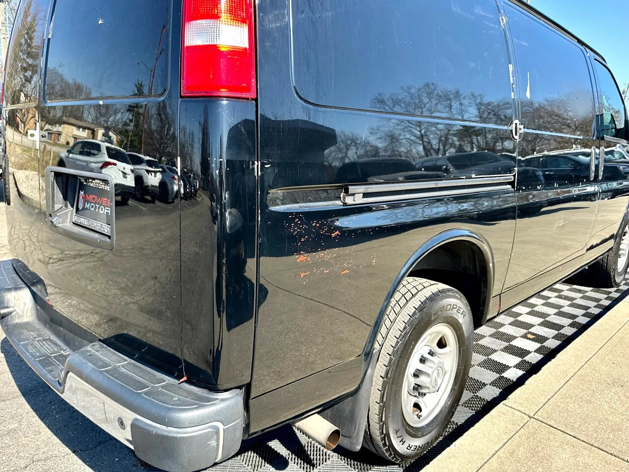 2018 Chevrolet Express Cargo Work Van - Photo 14
