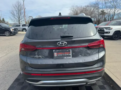More photos of 2022 Hyundai Santa Fe SEL w/Premium Package at RS Motors, IN