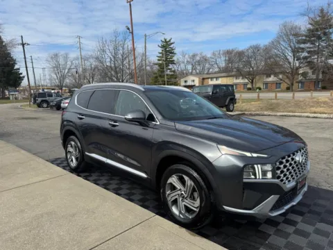 Gray 2022 Hyundai Santa Fe SEL w/Premium Package for sale in Indianapolis, IN