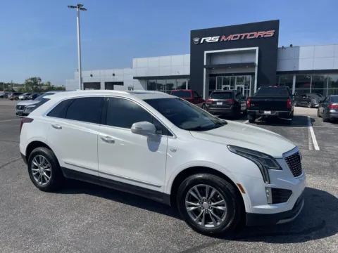 White 2021 Cadillac XT5 Premium Luxury for sale in Indianapolis, IN