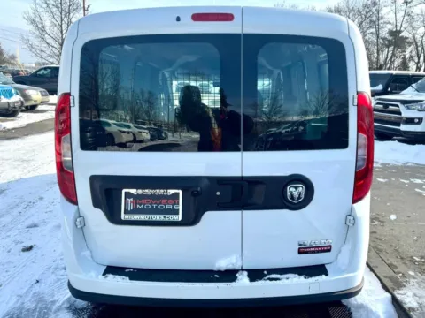 More photos of 2022 RAM ProMaster City Wagon at RS Motors, IN