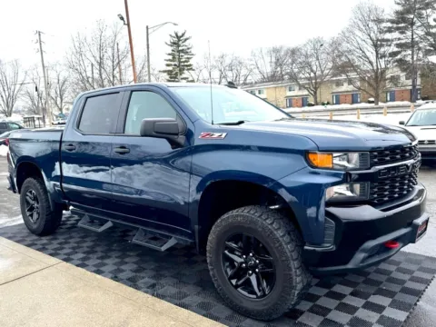 Photos of 2020 Chevrolet Silverado 1500 Custom Trail Boss Crew Cab Long Box 4WD for sale in Indianapolis, IN at RS Motors