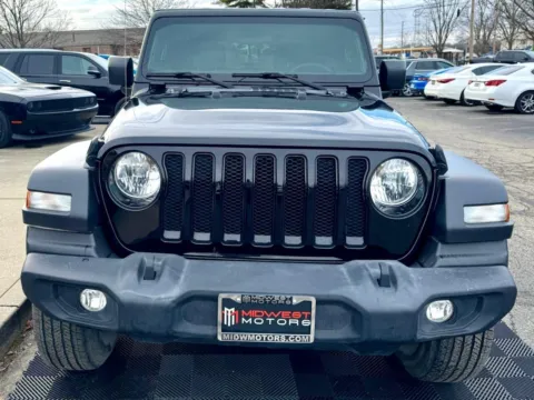 More photos of 2023 Jeep Wrangler Unlimited Sport Altitude at RS Motors, IN