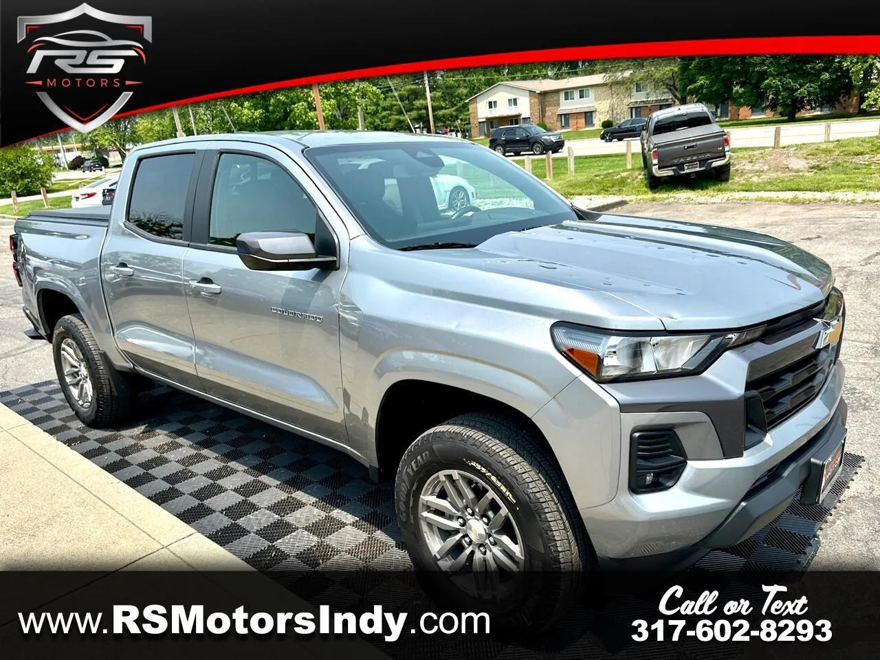 Gray 2024 Chevrolet Colorado LT Crew Cab 4WD for sale in Indianapolis, IN