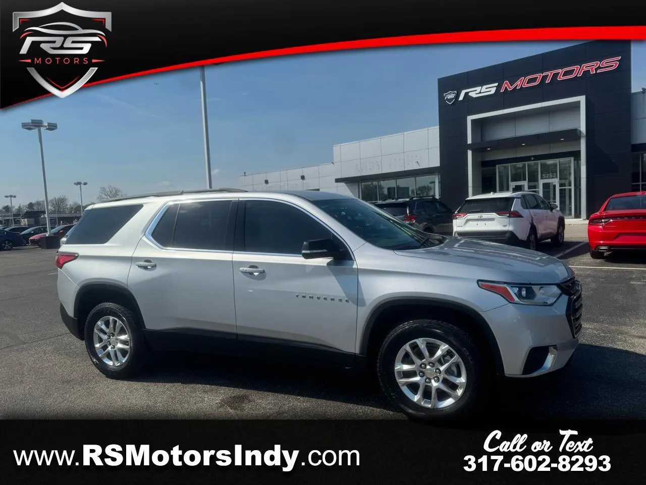 Silver 2020 Chevrolet Traverse LT Leather FWD for sale in Indianapolis, IN