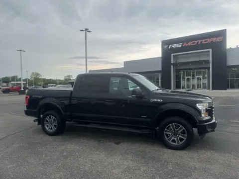 Black 2017 Ford F-150 XLT SuperCrew 6.5-ft. Bed 4WD for sale in Indianapolis, IN