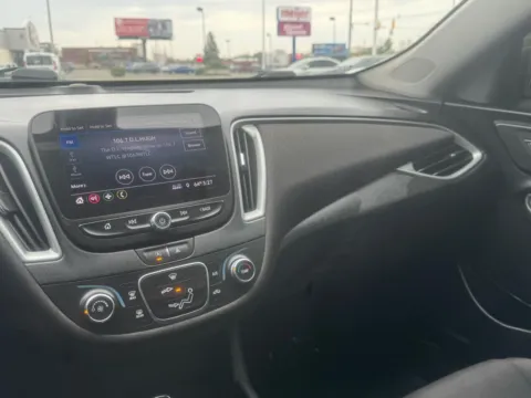 More photos of 2020 Chevrolet Malibu LS at RS Motors, IN