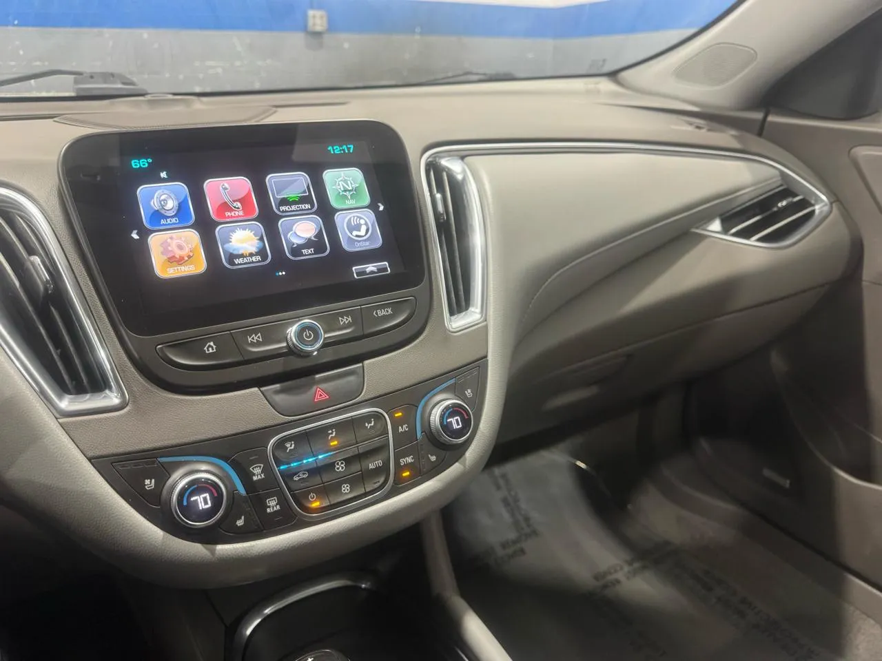 2018 Chevrolet Malibu Premier - Photo 30