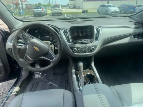 More photos of 2018 Chevrolet Malibu Premier at RS Motors, IN