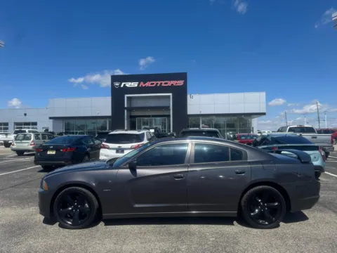 More photos of 2013 Dodge Charger R/T at RS Motors, IN