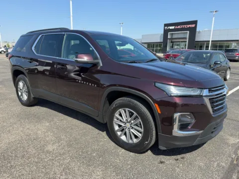 Photos of 2022 Chevrolet Traverse LT Cloth FWD for sale in Indianapolis, IN at RS Motors