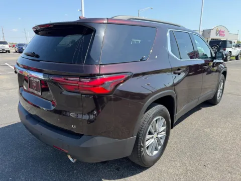 More photos of 2022 Chevrolet Traverse LT Cloth FWD at RS Motors, IN
