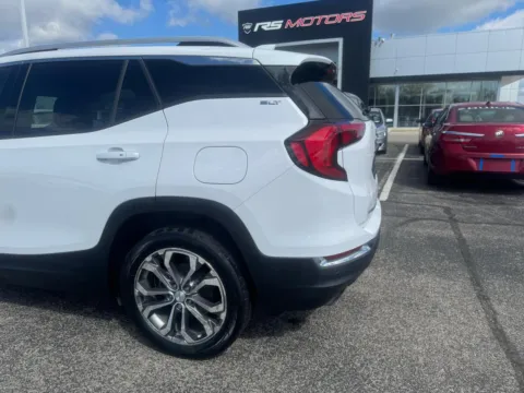 More photos of 2019 GMC Terrain SLT at RS Motors, IN