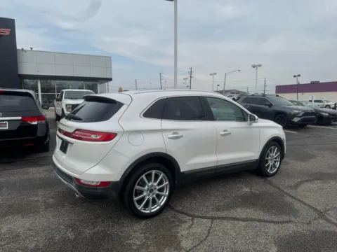 More photos of 2019 Lincoln MKC Reserve at RS Motors, IN