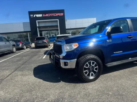 Photos of 2015 Toyota Tundra SR5 5.7L V8 FFV CrewMax 4WD for sale in Indianapolis, IN at RS Motors