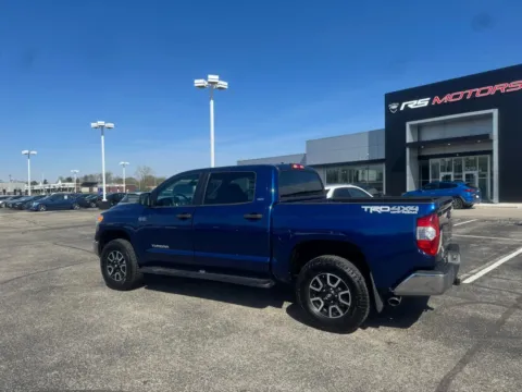 More photos of 2015 Toyota Tundra SR5 5.7L V8 FFV CrewMax 4WD at RS Motors, IN