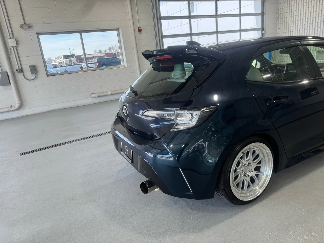2020 Toyota Corolla Hatchback XSE - Photo 11