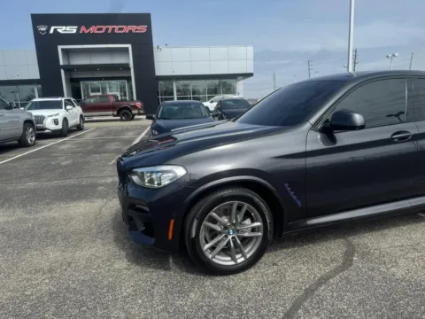More photos of 2021 BMW X4 xDrive30i at RS Motors, IN