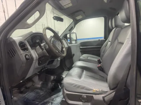 Photos of 2013 Ford F-250 SD XL 4WD for sale in Indianapolis, IN at RS Motors