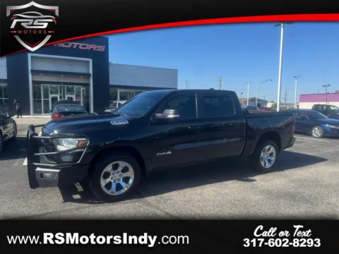 Black 2019 RAM 1500 Big Horn Crew Cab SWB 4WD for sale in Indianapolis, IN