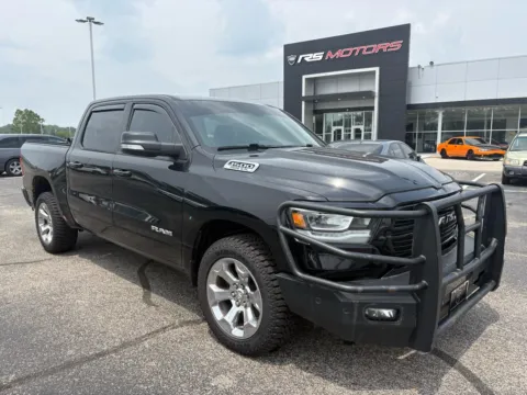 Photos of 2019 RAM 1500 Big Horn Crew Cab SWB 4WD for sale in Indianapolis, IN at RS Motors
