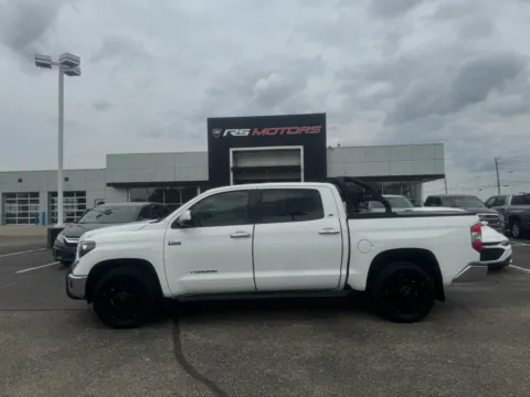 More photos of 2017 Toyota Tundra SR5 5.7L V8 FFV CrewMax 2WD at RS Motors, IN