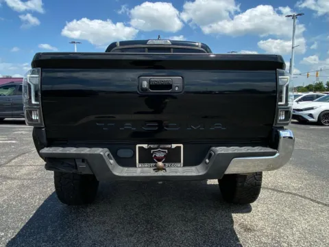 More photos of 2018 Toyota Tacoma SR5 Double Cab Long Bed I4 6AT 2WD at RS Motors, IN