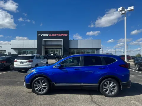 More photos of 2020 Honda CR-V Touring 2WD at RS Motors, IN