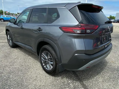 More photos of 2022 Nissan Rogue S AWD at RS Motors, IN