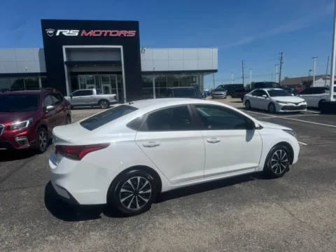 More photos of 2021 Hyundai Accent SE 4-Door 6A at RS Motors, IN