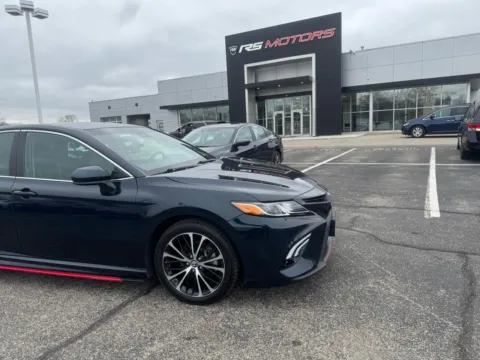 More photos of 2018 Toyota Camry SE at RS Motors, IN