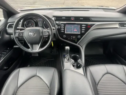 More photos of 2018 Toyota Camry SE at RS Motors, IN