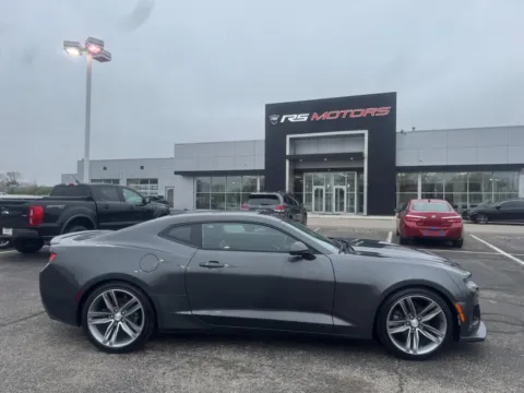 More photos of 2017 Chevrolet Camaro 2LT Coupe at RS Motors, IN